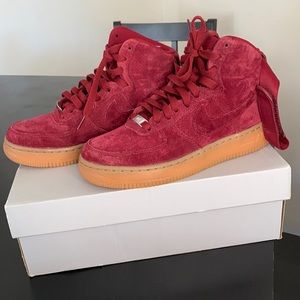 Burgundy AF1 Suede Hightops Size 7 woman’s